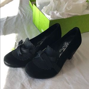 NWB DKODE Iara black slip on heeled shoes